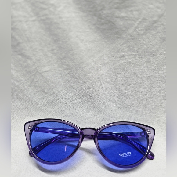V.P.I. Blue and Purple Cat Eye Fashion Y2K Sunglasses - New - Picture 2 of 8